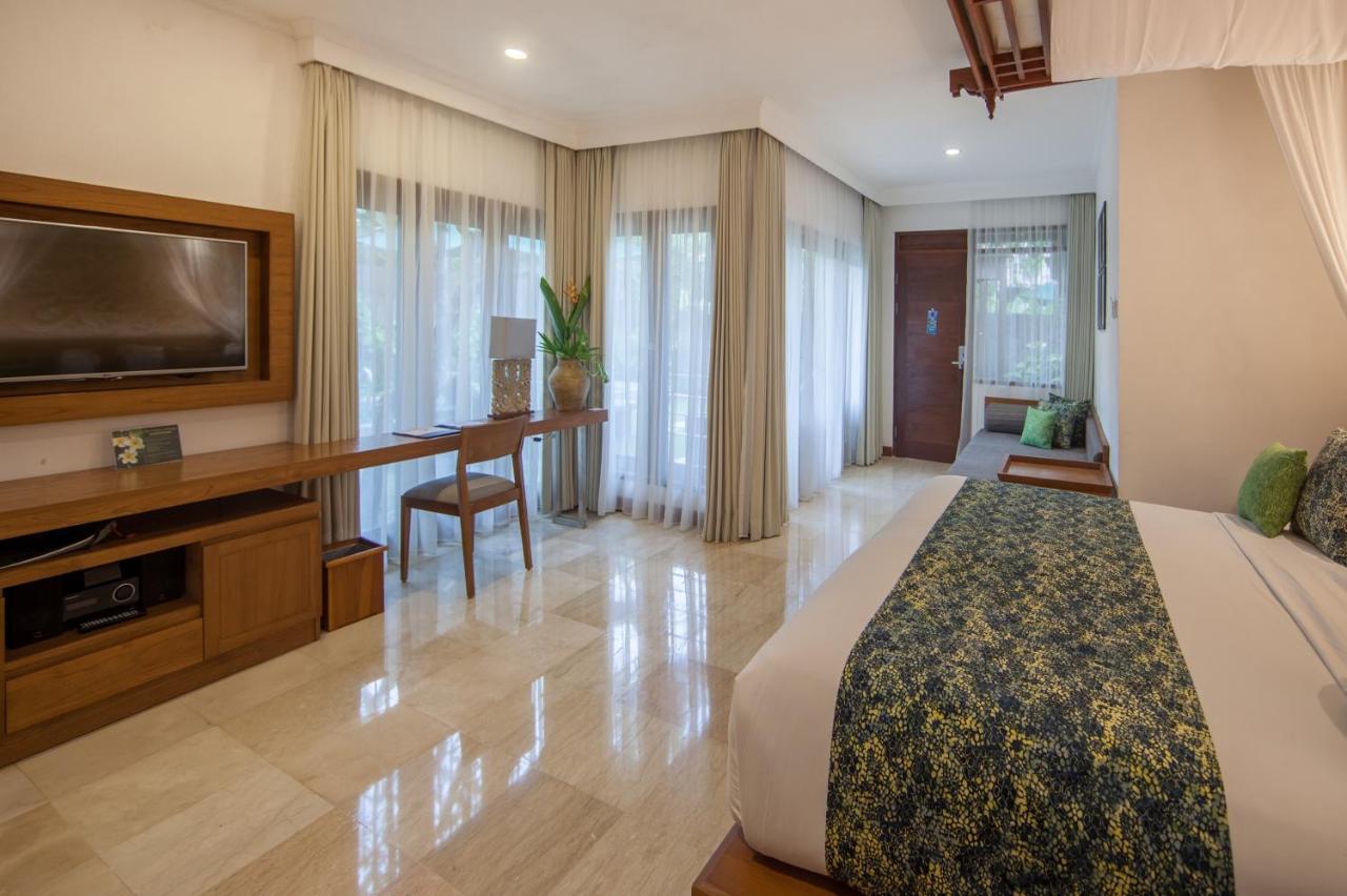 Legian Beach Hotel ภายนอก รูปภาพ