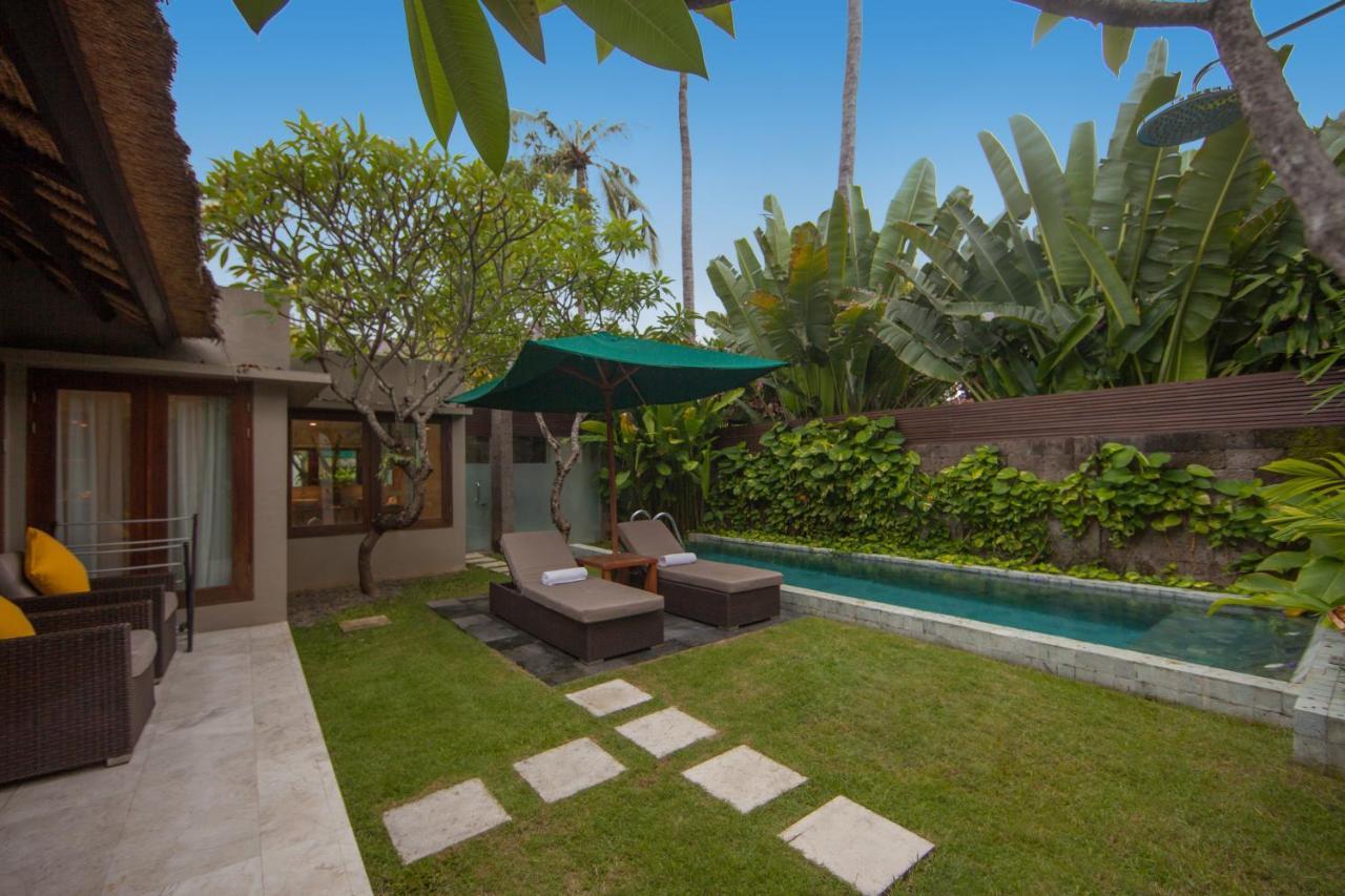 Legian Beach Hotel ภายนอก รูปภาพ