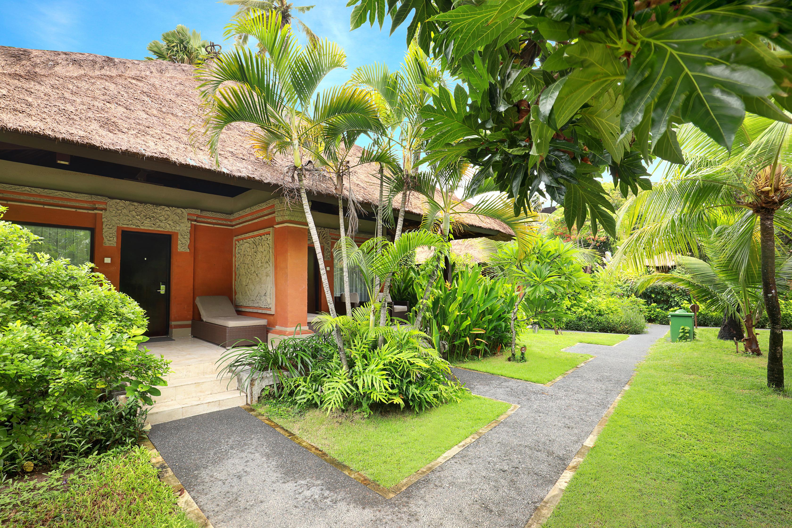 Legian Beach Hotel ภายนอก รูปภาพ