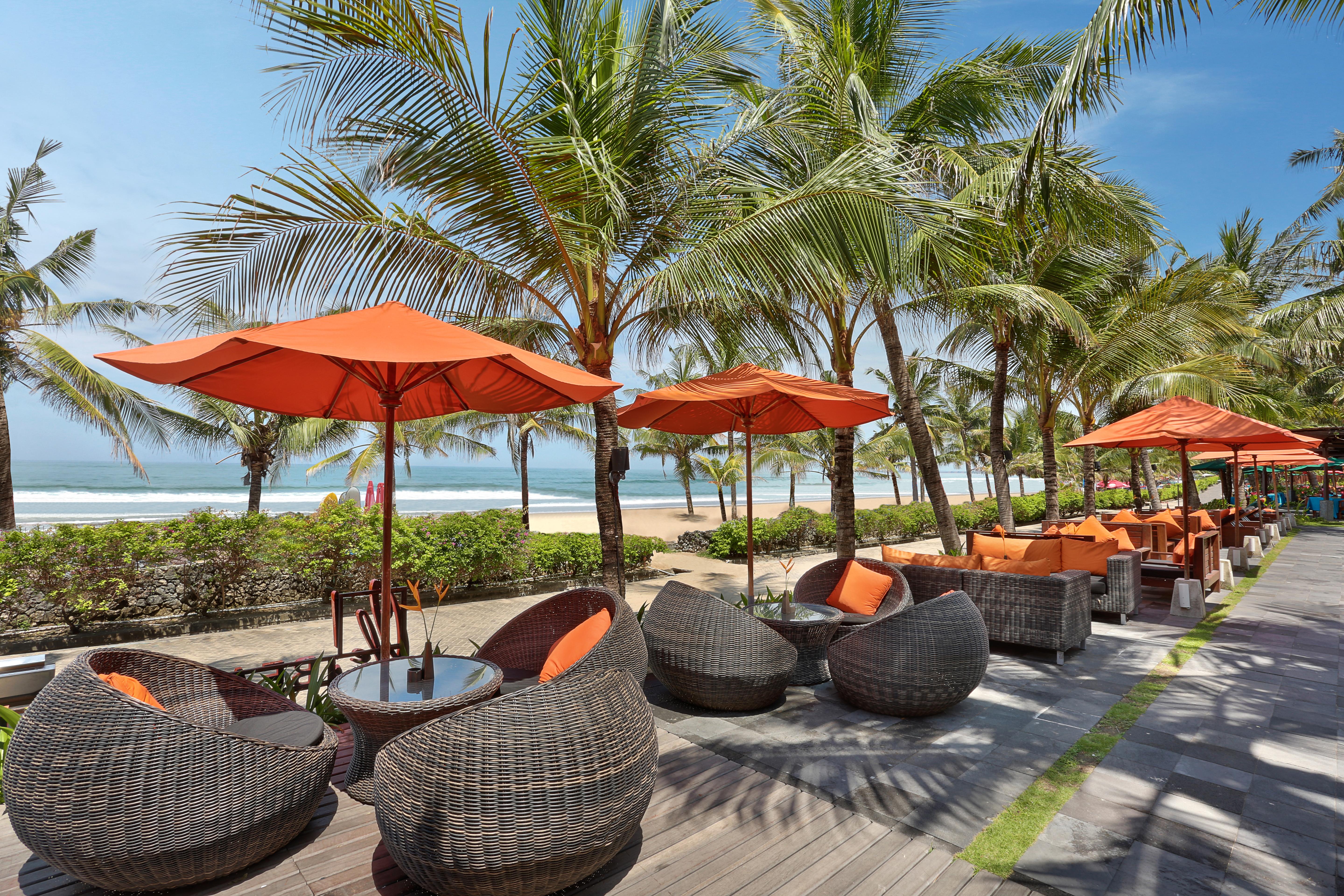 Legian Beach Hotel ภายนอก รูปภาพ